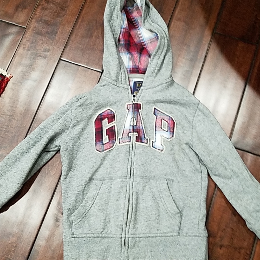 GUC Gap KIDS Zip front Hoodie  Size S (6/7)